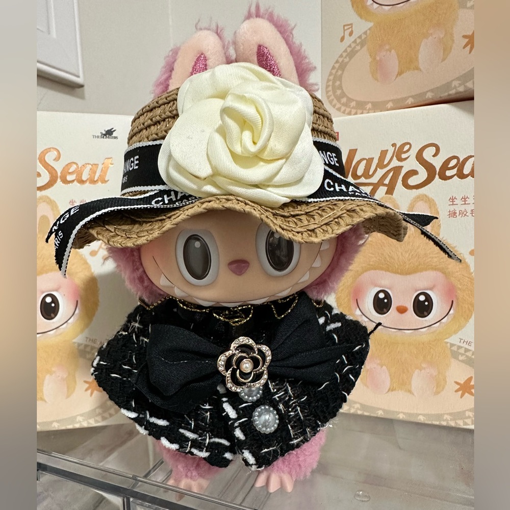LABUBU outfit